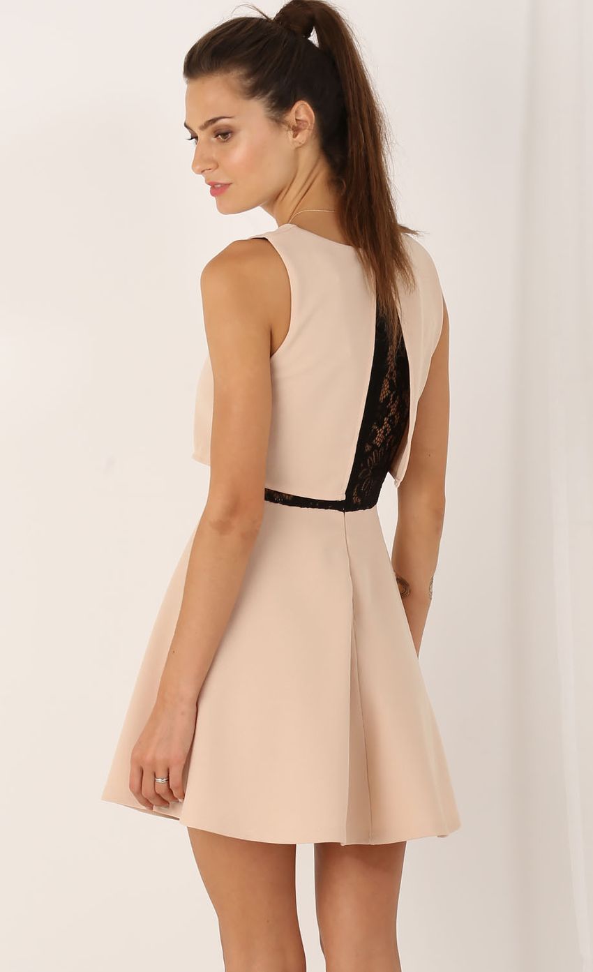 Picture Sleeveless A-Line Dress With Black Lace. Source: https://media-img.lucyinthesky.com/data/Jul15_2/850xAUTO/0Y5A8391.JPG