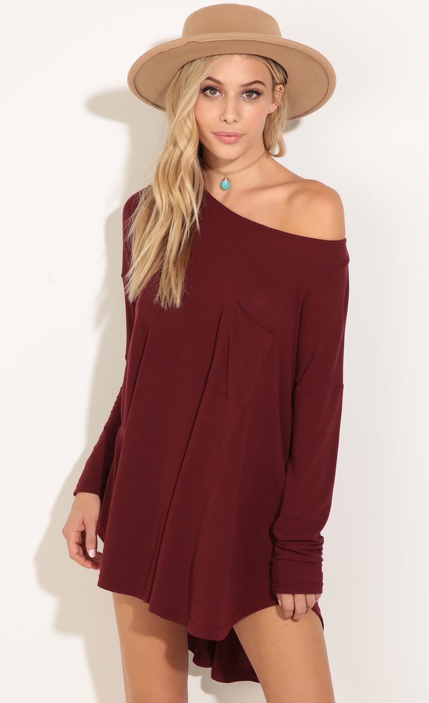 Picture High-Low Top In Wine. Source: https://media-img.lucyinthesky.com/data/Jul16_1/850xAUTO/0Y5A5085.JPG