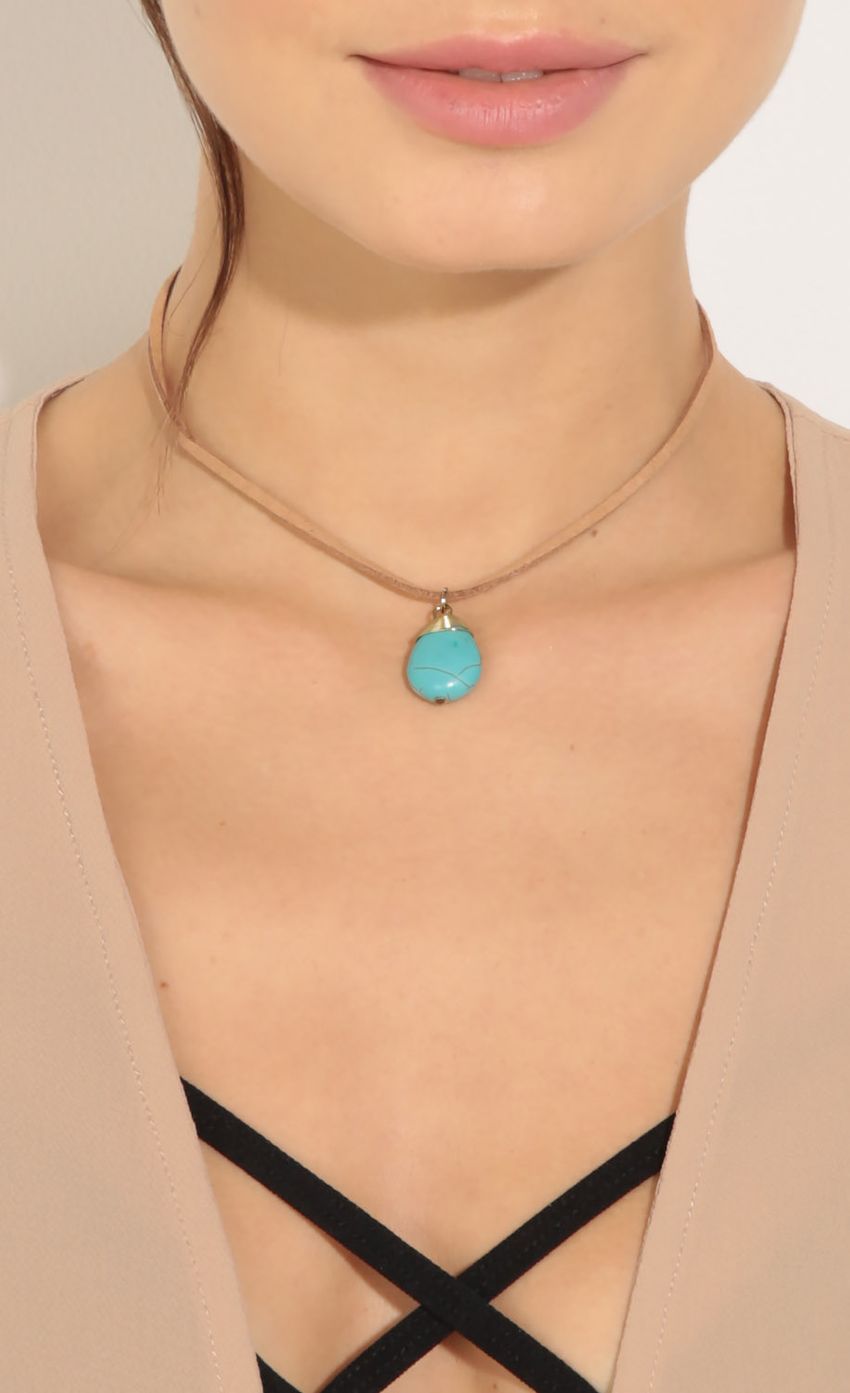 Picture Stone Cord Choker Necklace In Turquoise. Source: https://media-img.lucyinthesky.com/data/Jul16_1/850xAUTO/0Y5A7639.JPG