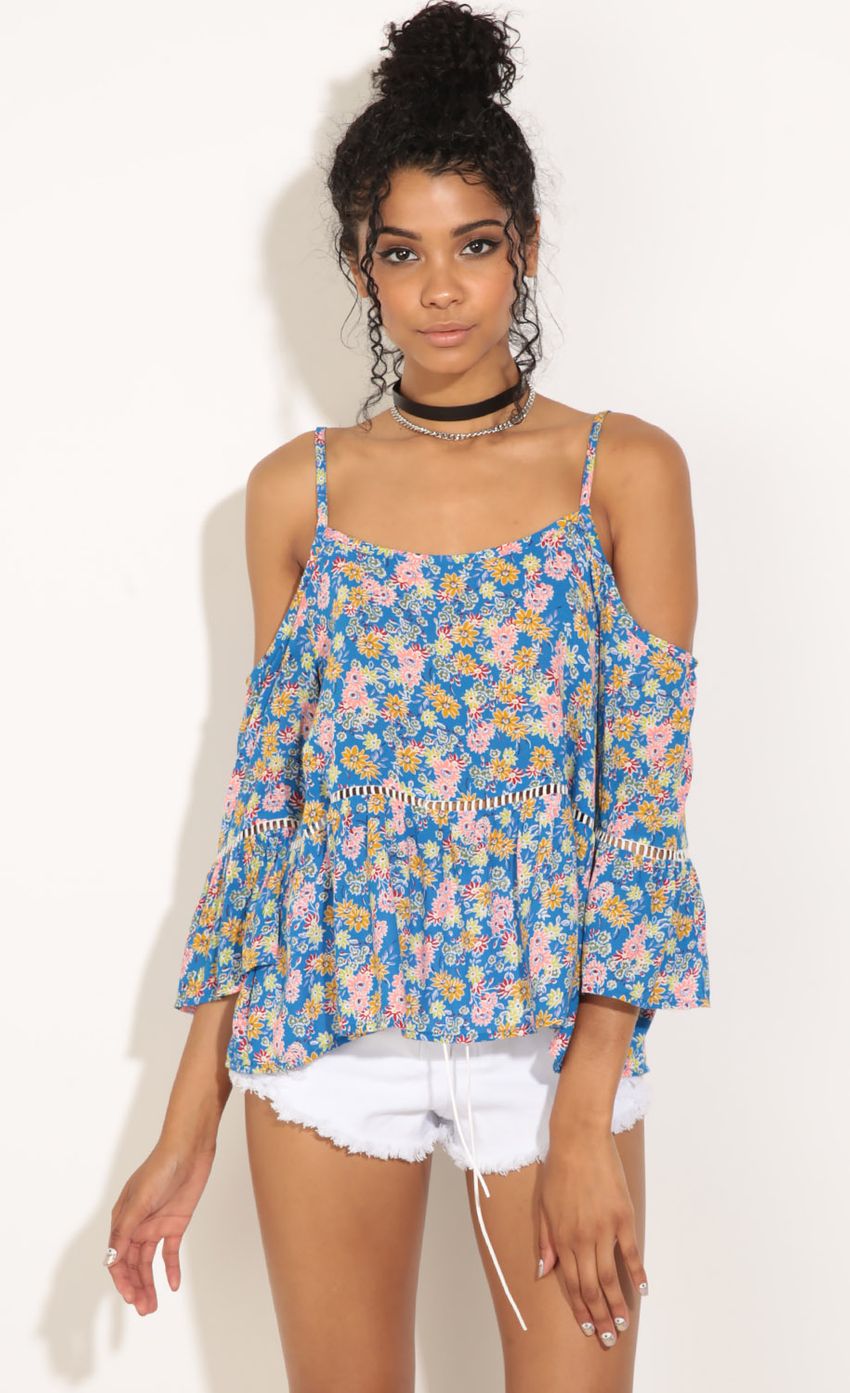 Picture Daisy Dream Top In Royal Blue. Source: https://media-img.lucyinthesky.com/data/Jul16_2/850xAUTO/0Y5A0326.JPG
