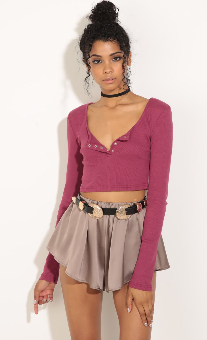 Picture Ribbed Knit Crop Top In Magenta. Source: https://media-img.lucyinthesky.com/data/Jul16_2/850xAUTO/0Y5A6662.JPG