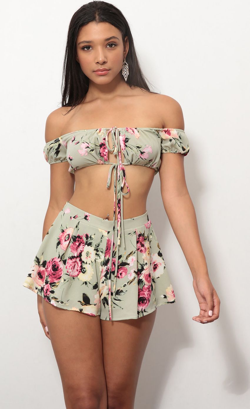Picture Marisa Floral Set in Sage Green. Source: https://media-img.lucyinthesky.com/data/Jul18_2/850xAUTO/0Y5A9967.JPG
