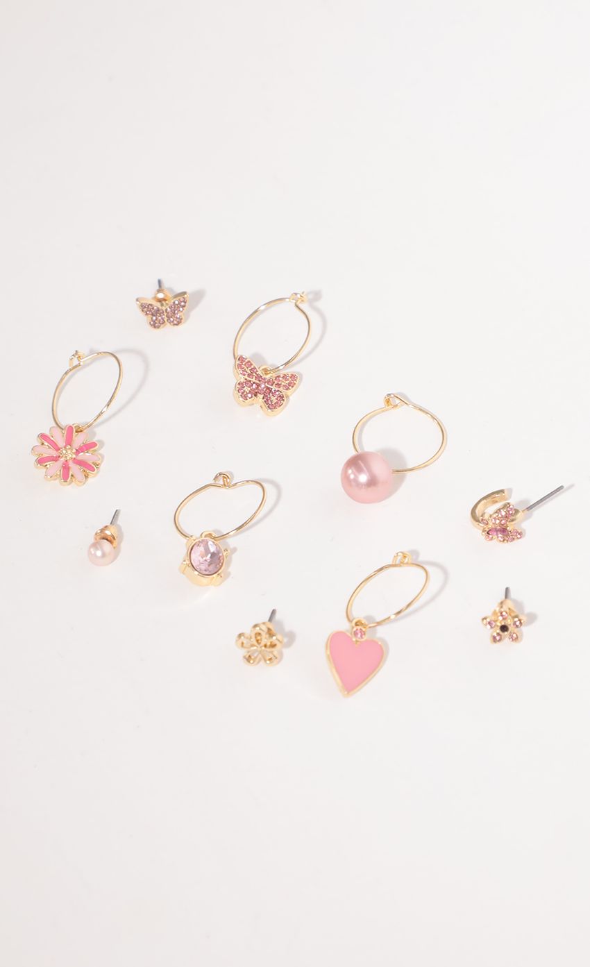 Picture Strawberry Crush Earring Set. Source: https://media-img.lucyinthesky.com/data/Jul21_2/850xAUTO/AT2A7318.JPG