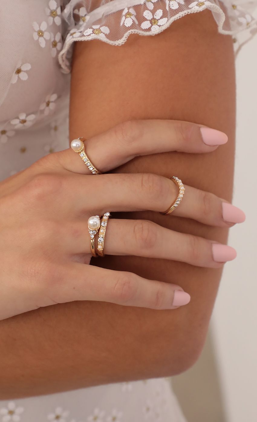 Picture Pearl Envy Ring Set in Gold. Source: https://media-img.lucyinthesky.com/data/Jul21_2/850xAUTO/AT2A8169.JPG