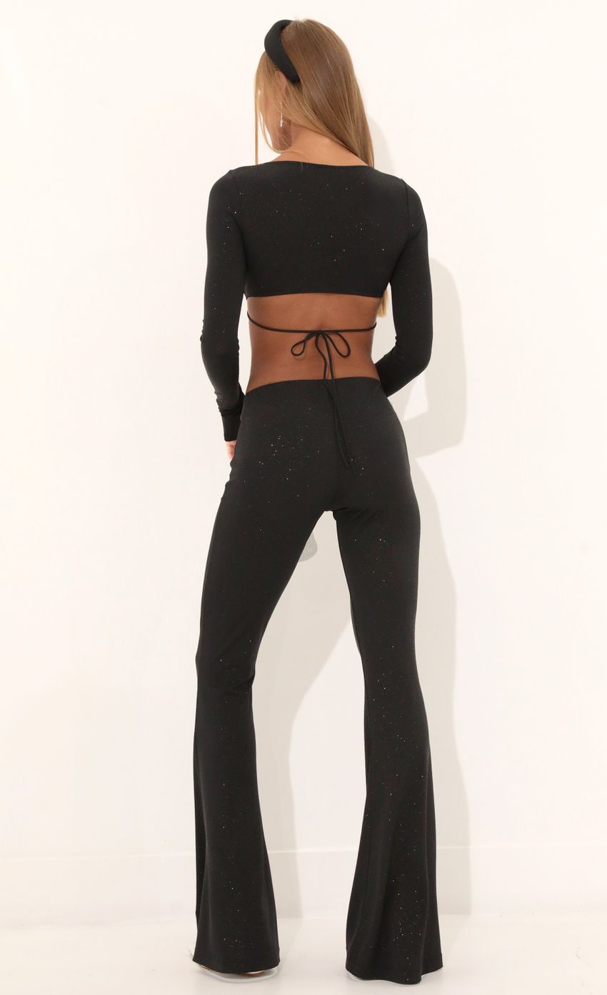 Picture Two Piece Pant Set in Black. Source: https://media-img.lucyinthesky.com/data/Jul22/850xAUTO/5892e3a2-49a3-4092-a37e-c0478b5bc91f.jpg