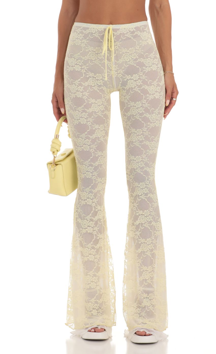 Picture Lace Three Piece Set in Yellow. Source: https://media-img.lucyinthesky.com/data/Jul23/850xAUTO/18e1562e-aabb-44ac-97c5-3cc8148a6739.jpg