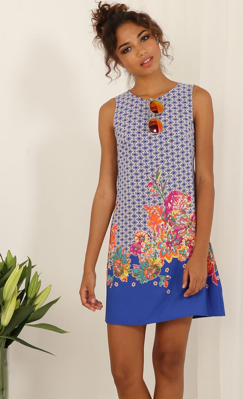 Picture Patterned Floral Shift Dress. Source: https://media-img.lucyinthesky.com/data/Jun15_2/850xAUTO/0Y5A5939.JPG