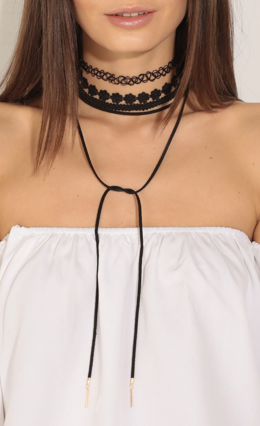 Picture Triad Choker Necklace Set In Black. Source: https://media-img.lucyinthesky.com/data/Jun16_1/850xAUTO/0Y5A7269.JPG