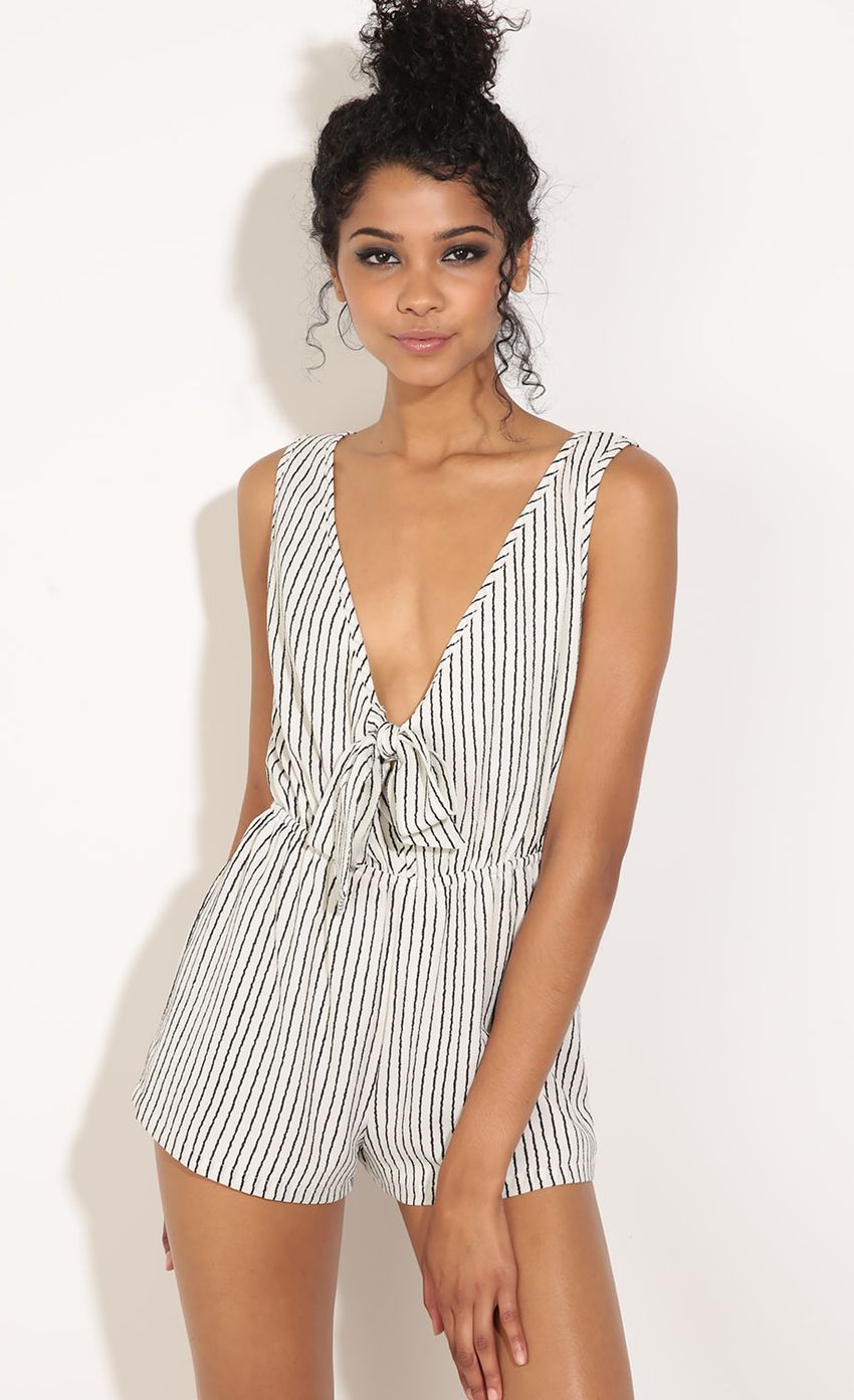 Picture Plunge Tie-Up Romper In Black And White. Source: https://media-img.lucyinthesky.com/data/Jun16_2/850xAUTO/0Y5A0124.JPG