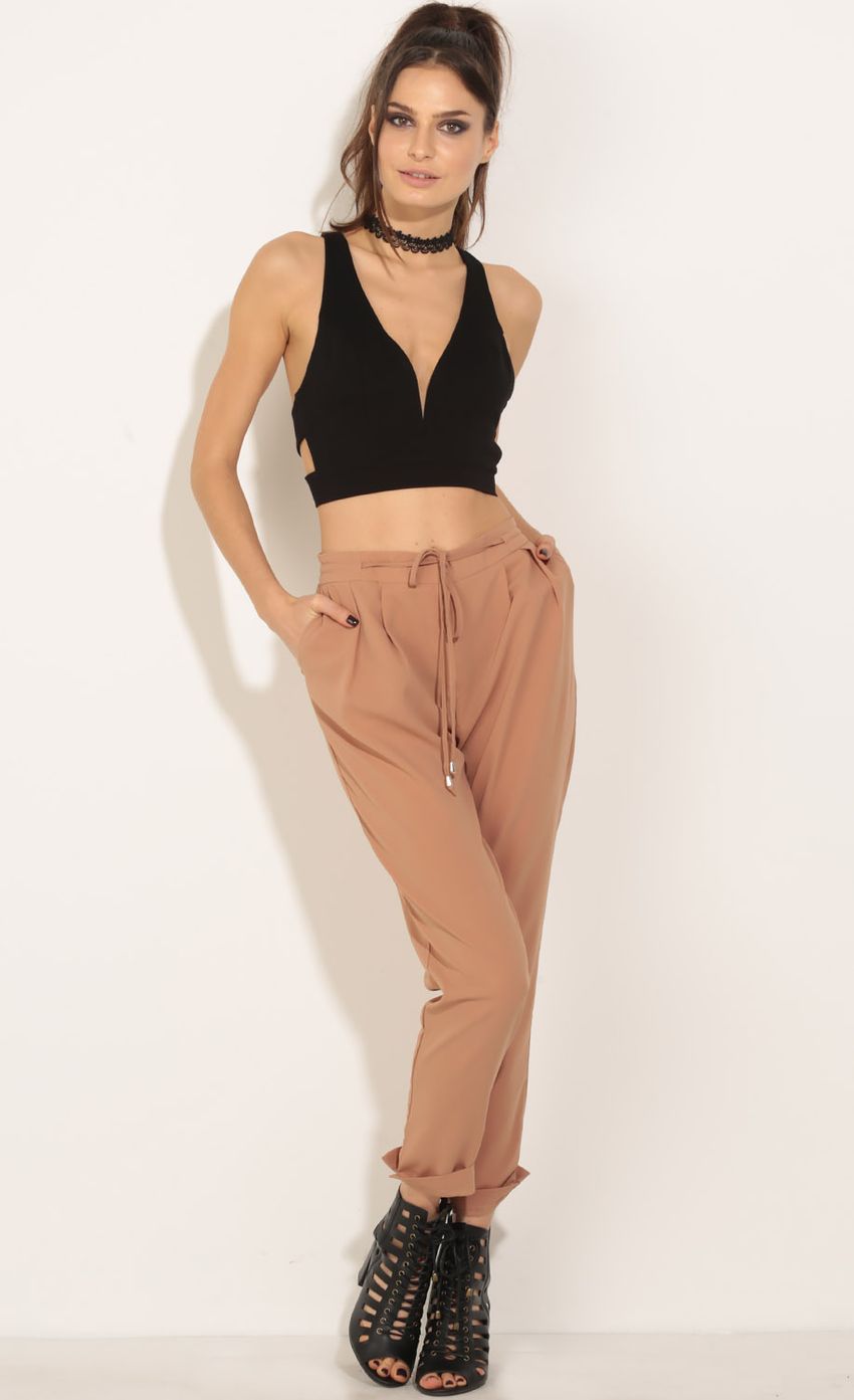 Picture Waist Tie Chiffon Pants In Camel. Source: https://media-img.lucyinthesky.com/data/Jun16_2/850xAUTO/0Y5A3242.JPG