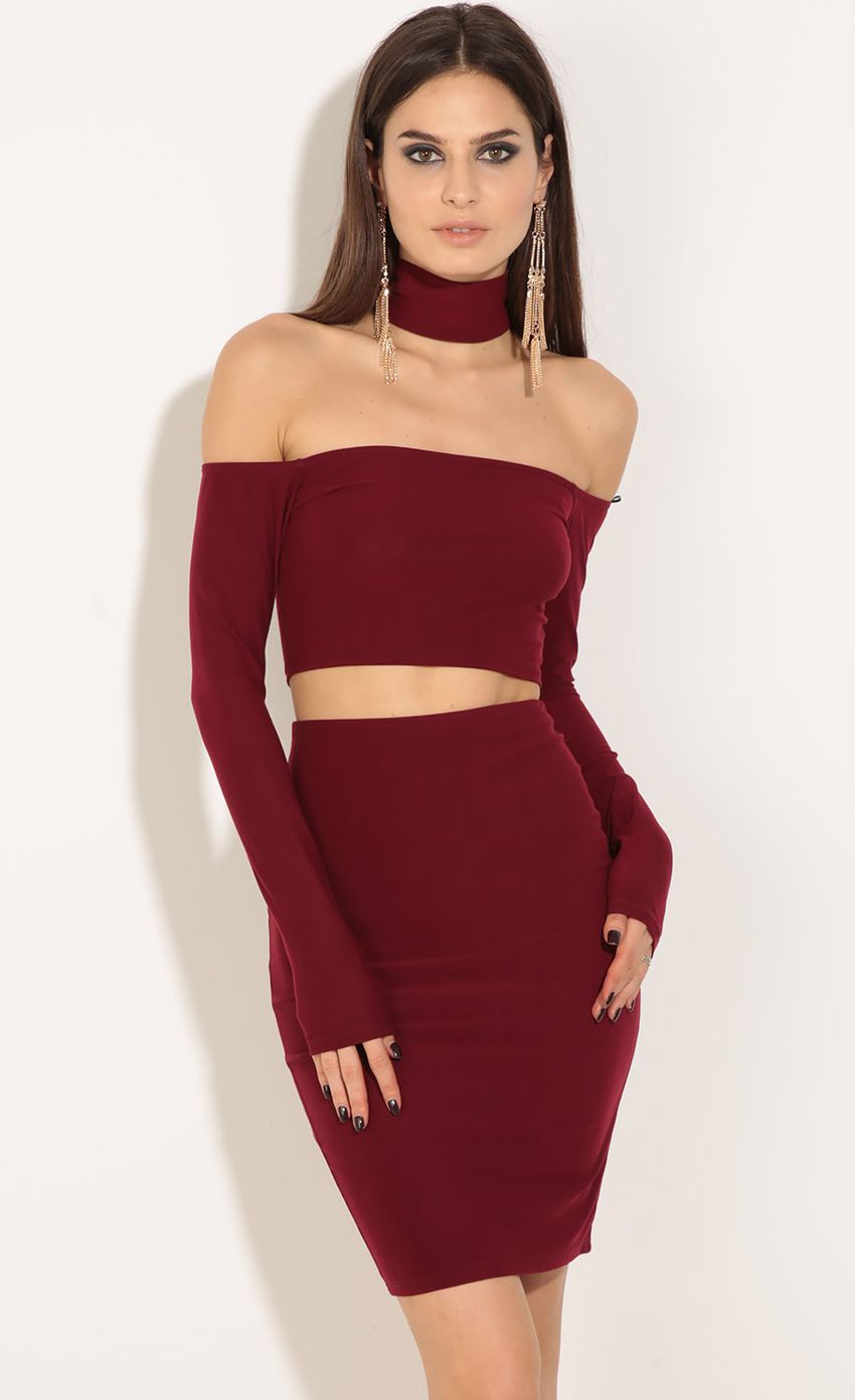 Picture High Neck Two Piece Dress Set In Wine. Source: https://media-img.lucyinthesky.com/data/Jun16_2/850xAUTO/0Y5A4118.JPG