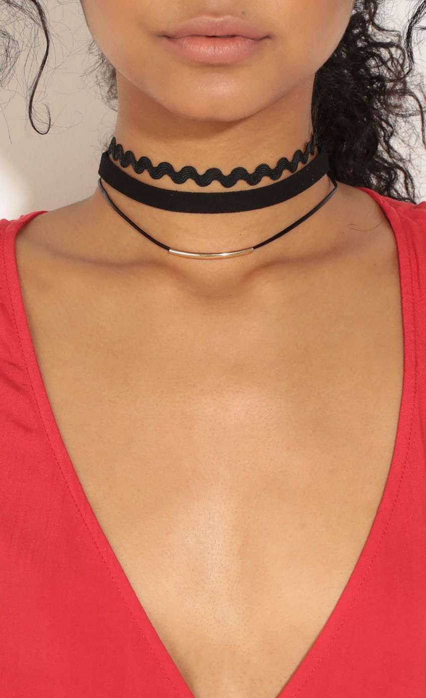Picture Three Piece Choker Necklace Set In Black. Source: https://media-img.lucyinthesky.com/data/Jun16_2/850xAUTO/0Y5A7158.JPG