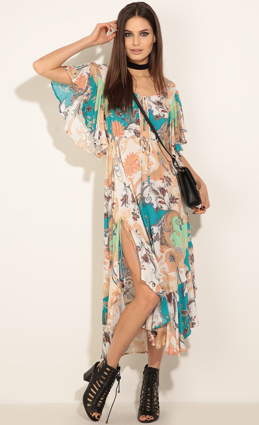 Picture Paisley Print Maxi Dress In Blue And Nude. Source: https://media-img.lucyinthesky.com/data/Jun16_2/850xAUTO/0Y5A8198.JPG