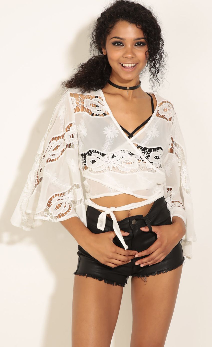 Picture Wrap Crochet Crop Top. Source: https://media-img.lucyinthesky.com/data/Jun16_2/850xAUTO/0Y5A8265.JPG
