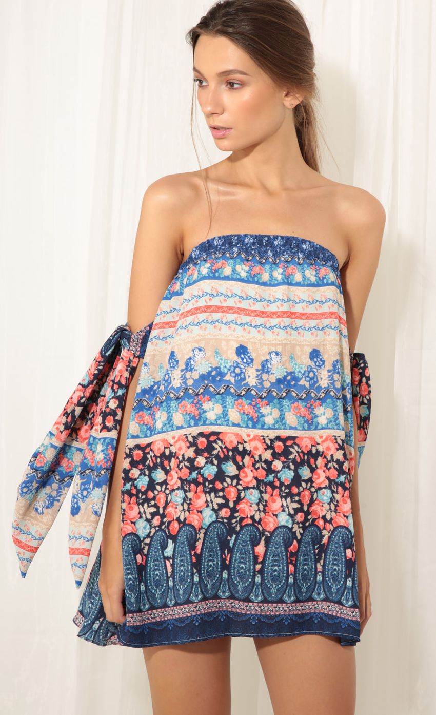 Picture Strapless Floral Dress In Blue. Source: https://media-img.lucyinthesky.com/data/Jun17_1/850xAUTO/0Y5A01041.JPG