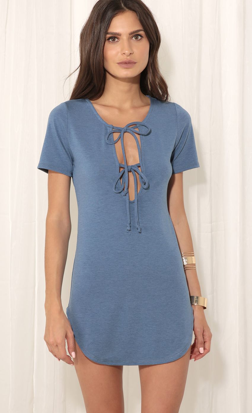 Picture Plunge Lace-Up Day Dress In Blue. Source: https://media-img.lucyinthesky.com/data/Jun17_1/850xAUTO/0Y5A0275.JPG