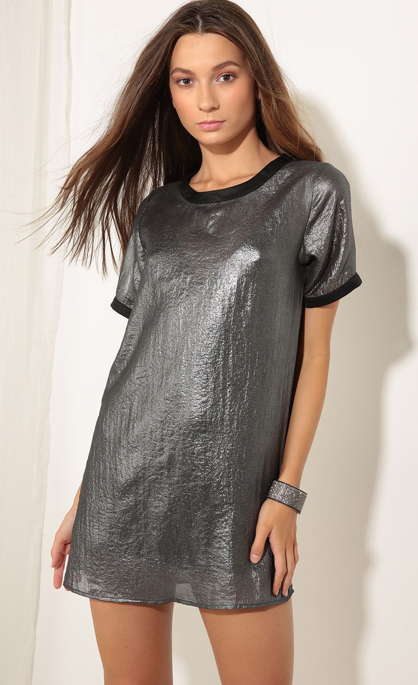 Picture Metallic Shimmer Shift Dress. Source: https://media-img.lucyinthesky.com/data/Jun17_1/850xAUTO/0Y5A9839.JPG