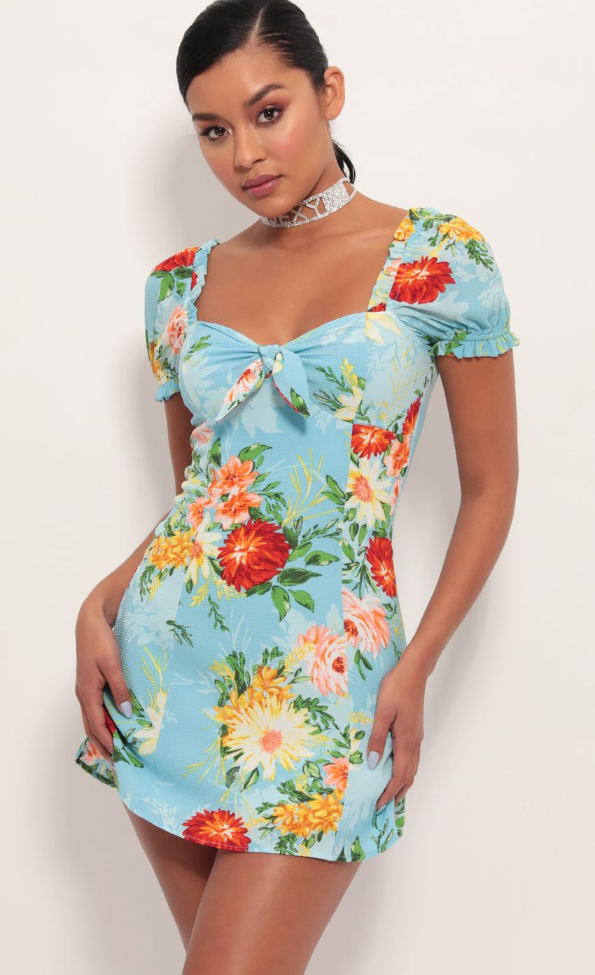 Picture Justina Puff Sleeve Dress in Summer Floral. Source: https://media-img.lucyinthesky.com/data/Jun19_2/850xAUTO/781A6986.JPG