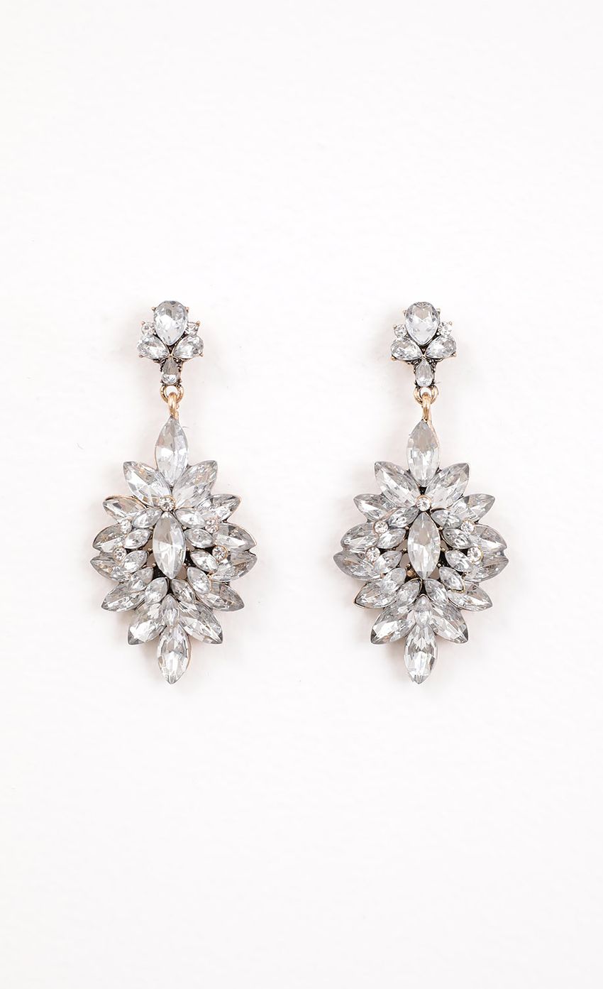 Picture Fosette Crystal Drop Earrings. Source: https://media-img.lucyinthesky.com/data/Jun20_2/850xAUTO/781A63271.JPG