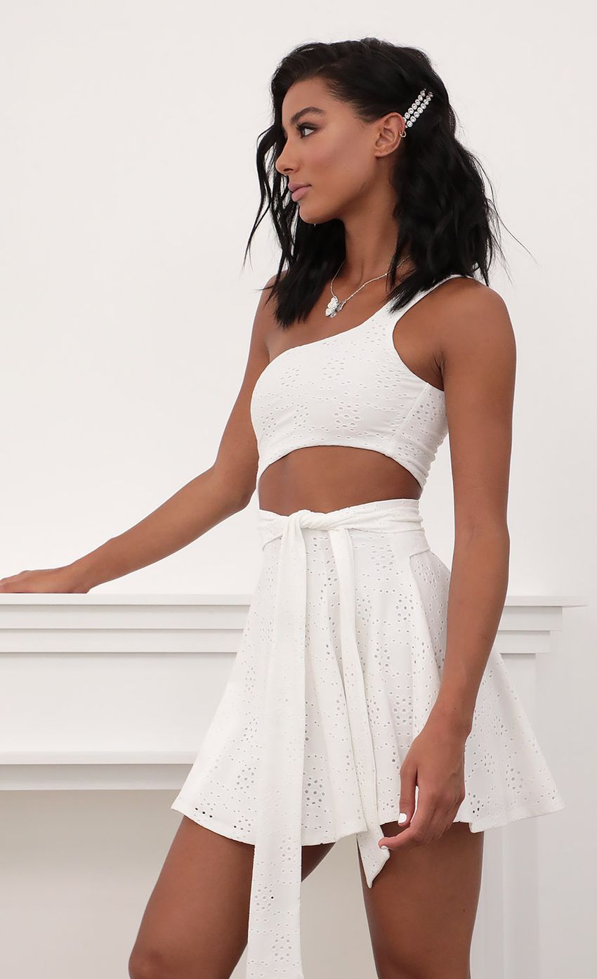 Picture Eyelet Shoulder A-line Dress in White. Source: https://media-img.lucyinthesky.com/data/Jun20_2/850xAUTO/781A9095.JPG
