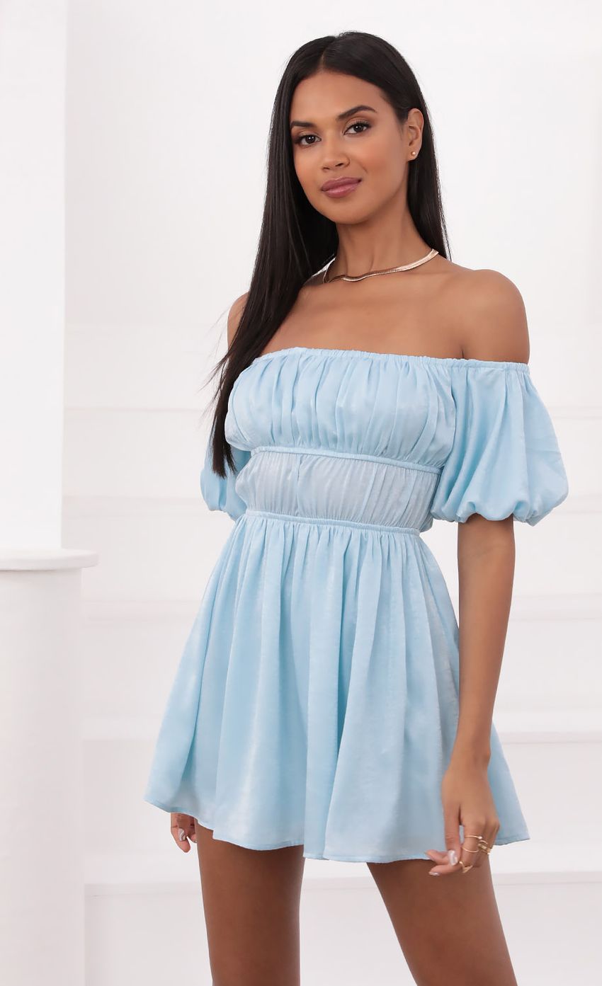 Picture Off The Shoulder Dress in Light Blue. Source: https://media-img.lucyinthesky.com/data/Jun21_1/850xAUTO/1V9A1654.JPG