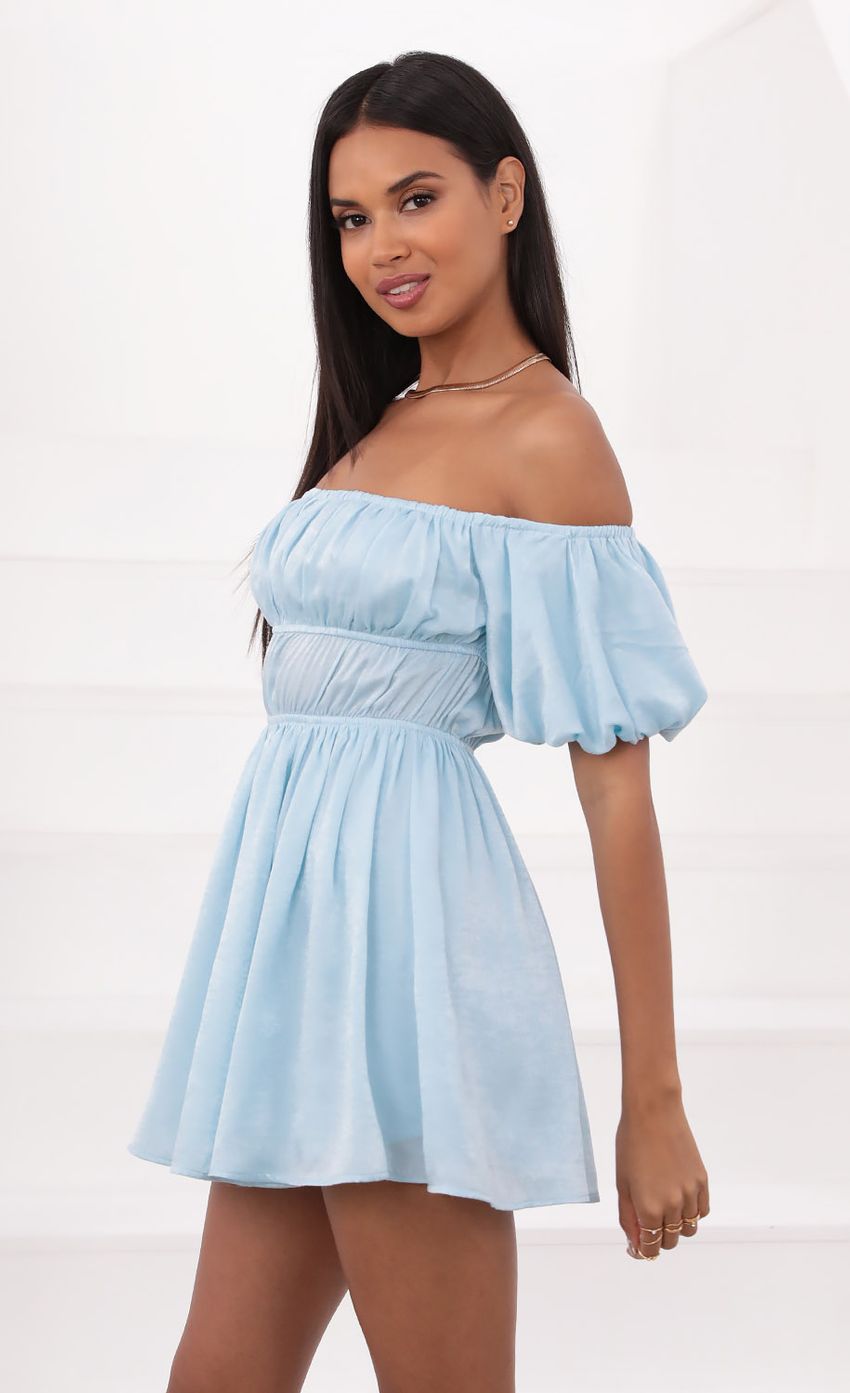 Picture Off The Shoulder Dress in Light Blue. Source: https://media-img.lucyinthesky.com/data/Jun21_1/850xAUTO/1V9A1679.JPG