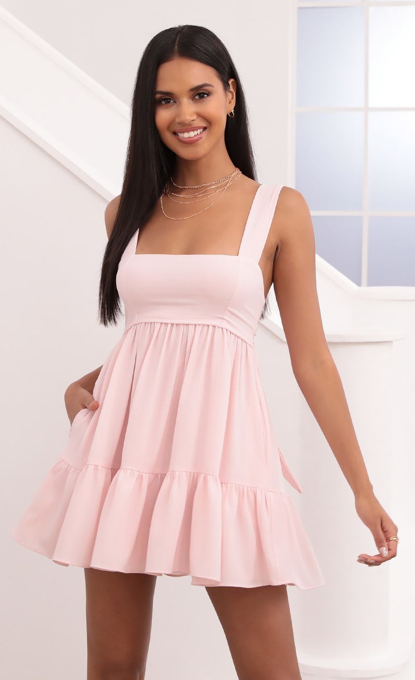 Picture Square Neckline Dress in Pink. Source: https://media-img.lucyinthesky.com/data/Jun21_1/850xAUTO/1V9A4205.JPG