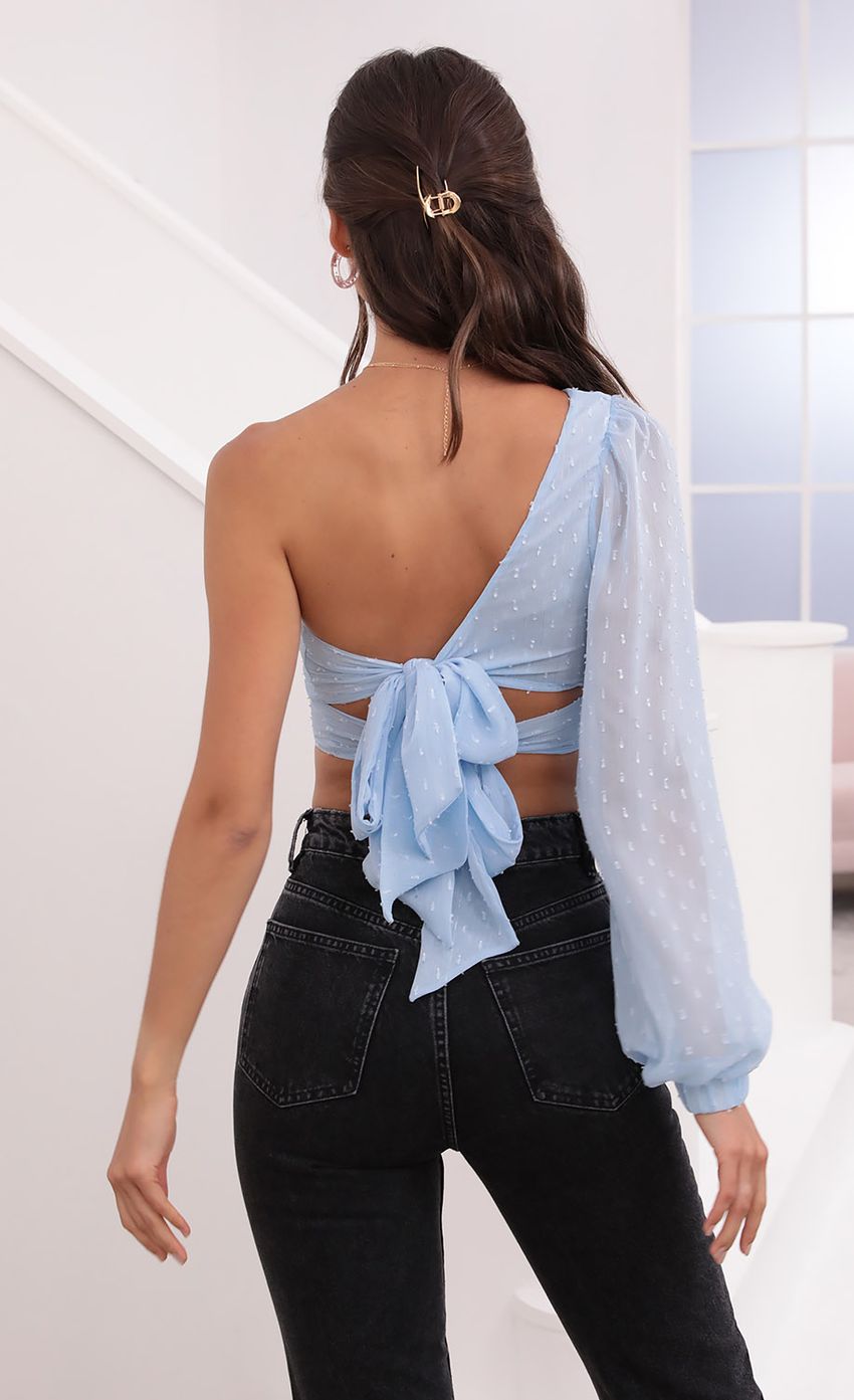 Picture Puff Sleeve Chiffon Top in Baby Blue. Source: https://media-img.lucyinthesky.com/data/Jun21_2/850xAUTO/1V9A0689.JPG