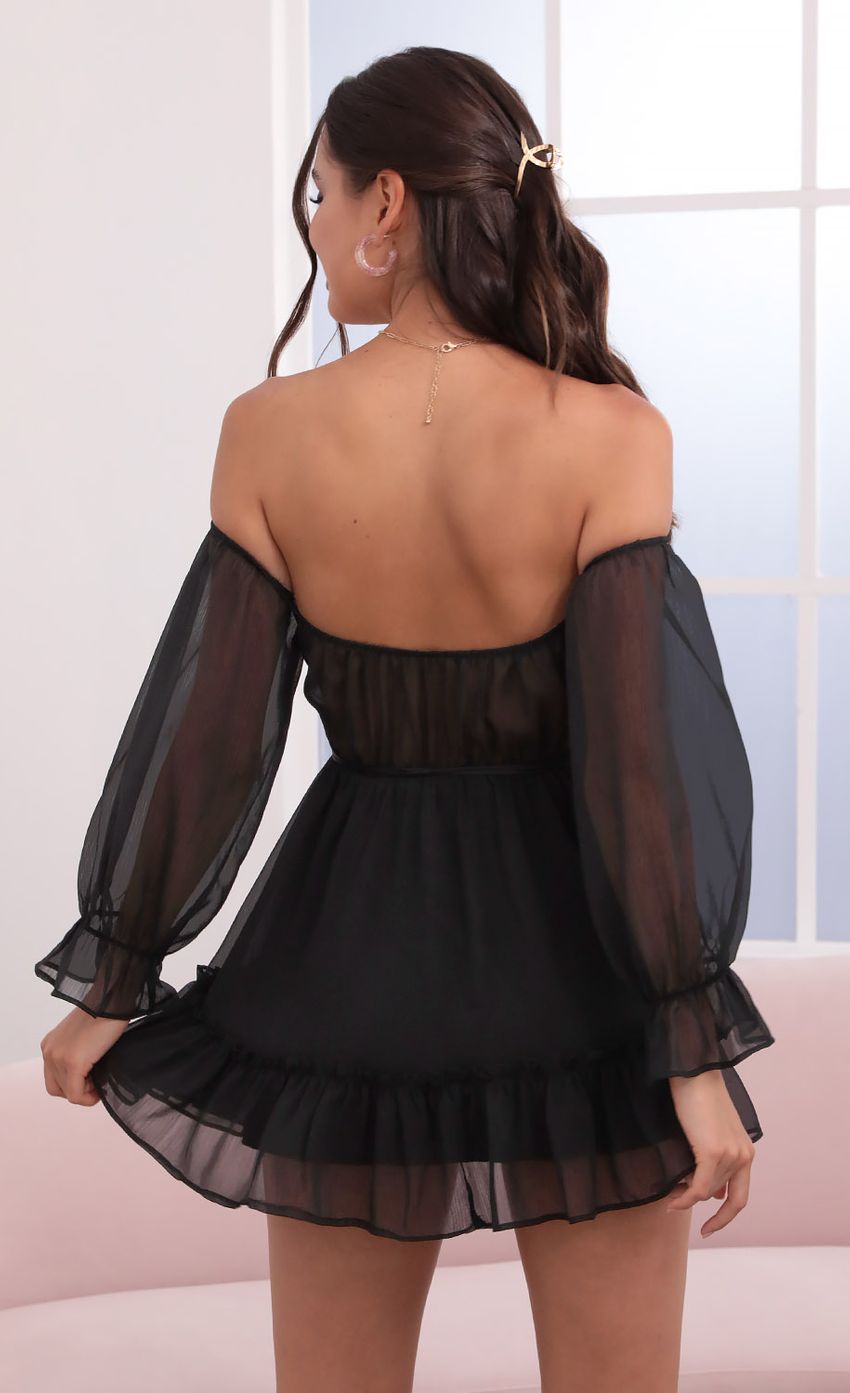 Picture Cutout Off The Shoulder Dress in Black. Source: https://media-img.lucyinthesky.com/data/Jun21_2/850xAUTO/1V9A1118.JPG