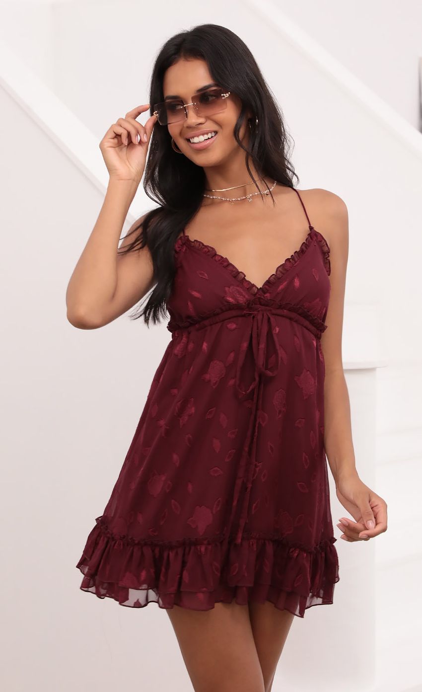 Picture Maroon Dress in Dotted Chiffon. Source: https://media-img.lucyinthesky.com/data/Jun21_2/850xAUTO/1V9A3463.JPG