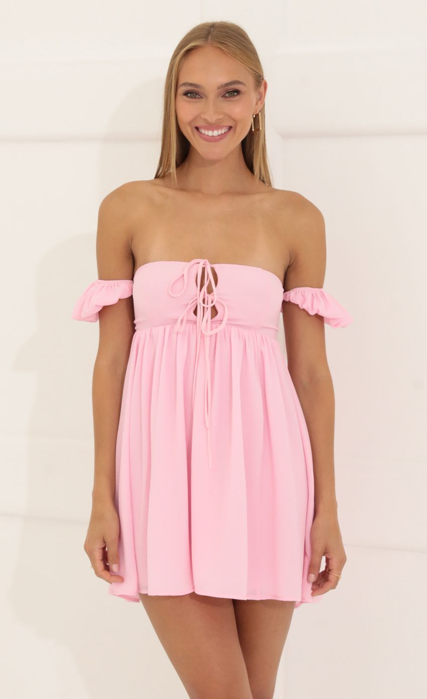 Picture Bubble Crepe Baby Doll Dress in Pink. Source: https://media-img.lucyinthesky.com/data/Jun22_2/850xAUTO/1V9A7657.JPG