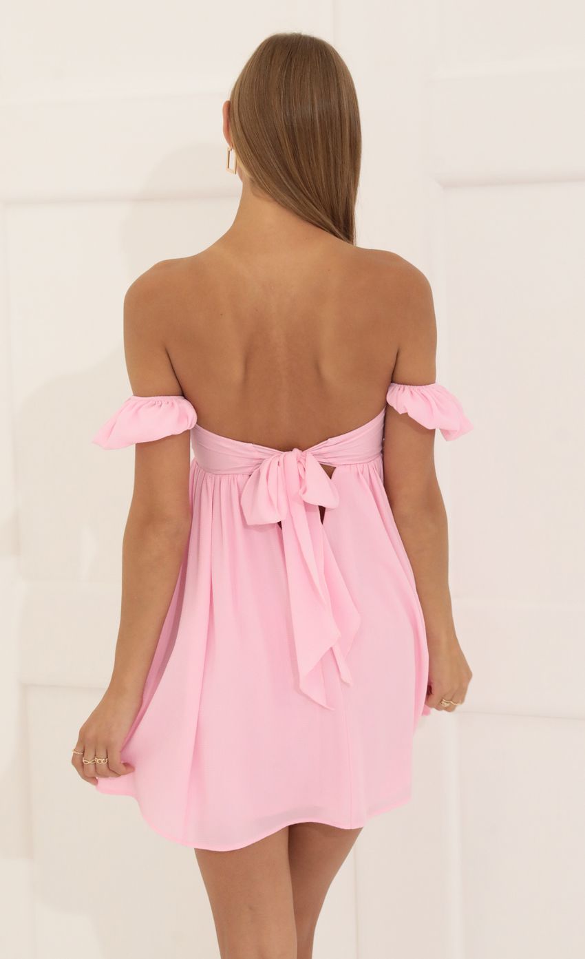 Picture Bubble Crepe Baby Doll Dress in Pink. Source: https://media-img.lucyinthesky.com/data/Jun22_2/850xAUTO/1V9A7780.JPG