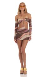 Picture Mesh Two Piece Set in Brown Swirl. Source: https://media-img.lucyinthesky.com/data/Jun23/150xAUTO/5622c562-7caf-4df9-94cf-ea72dd3e3d64.jpg