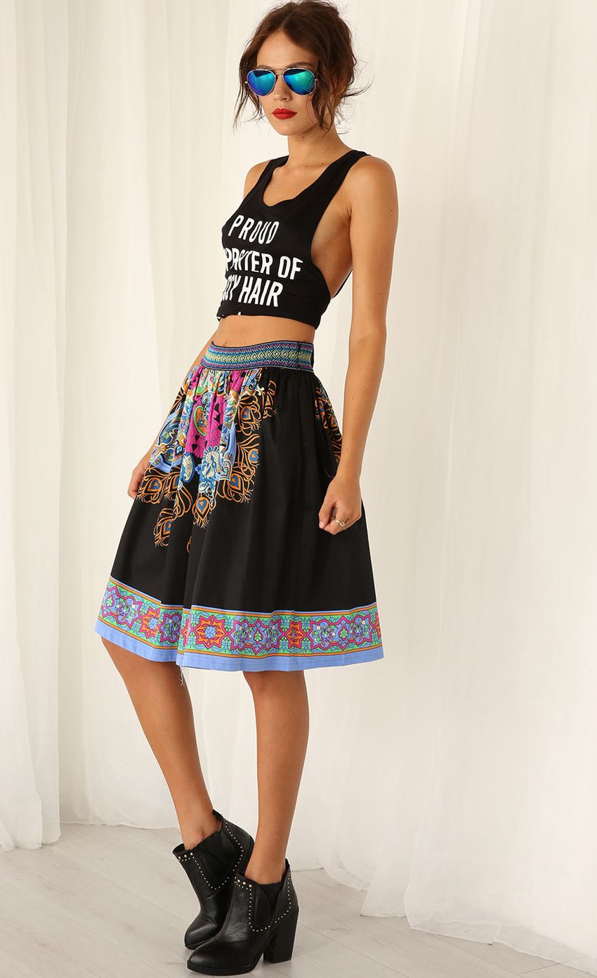 Picture Multicoloured Midi Skirt. Source: https://media-img.lucyinthesky.com/data/Mar15_1/850xAUTO/0Y5A01011.JPG