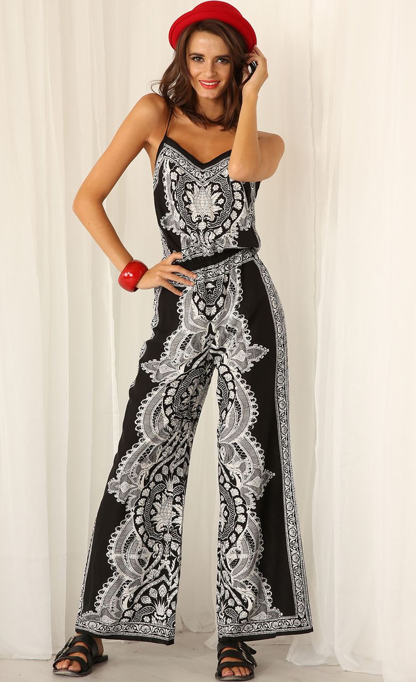 Picture Black And White Paisley Jumpsuit. Source: https://media-img.lucyinthesky.com/data/Mar15_1/850xAUTO/0Y5A6127.JPG