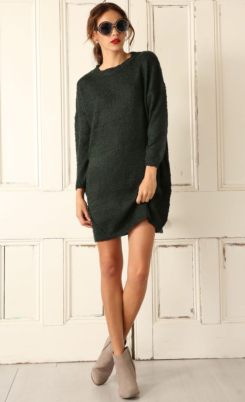 Picture Long Green Knit Jumper. Source: https://media-img.lucyinthesky.com/data/Mar15_2/850xAUTO/0Y5A12081.JPG
