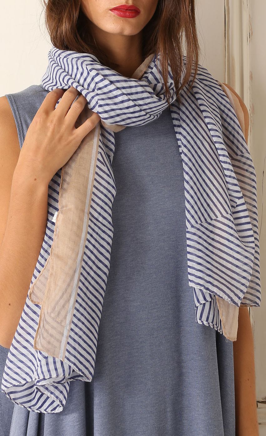 Picture Striped Scarf with Nude Trimming. Source: https://media-img.lucyinthesky.com/data/Mar15_2/850xAUTO/0Y5A6447.JPG