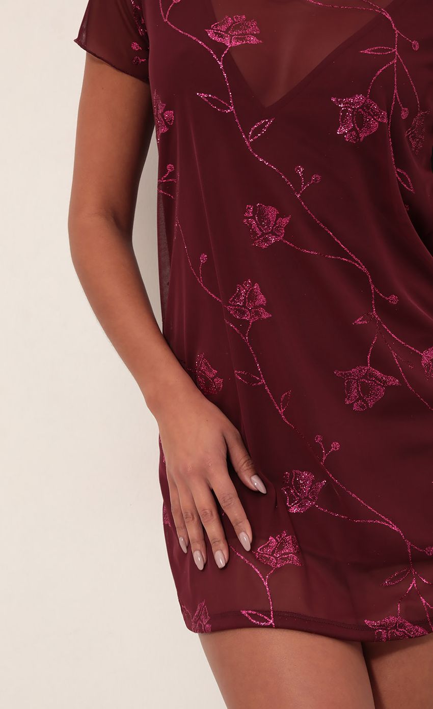 Picture Harper Dress in Burgundy Cherry Blossom. Source: https://media-img.lucyinthesky.com/data/Mar19_1/850xAUTO/781A3087.JPG
