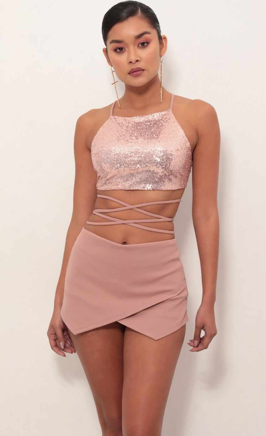 Picture After Party Sequin Set In Dusty Pink. Source: https://media-img.lucyinthesky.com/data/Mar19_1/850xAUTO/781A3727S.JPG