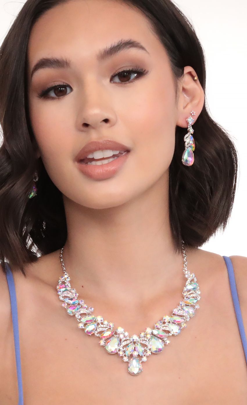 Picture Date Night Iridescent Crystal Necklace &amp; Earrings. Source: https://media-img.lucyinthesky.com/data/Mar20_2/850xAUTO/781A7688.JPG