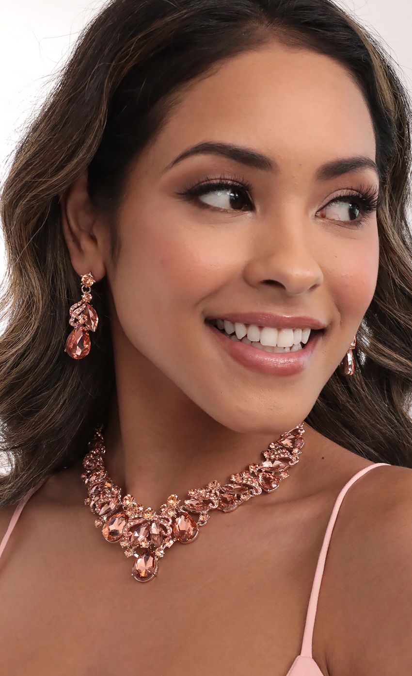 Picture Rose Gold Edge Necklace &amp; Earrings. Source: https://media-img.lucyinthesky.com/data/Mar20_2/850xAUTO/781A9771.JPG