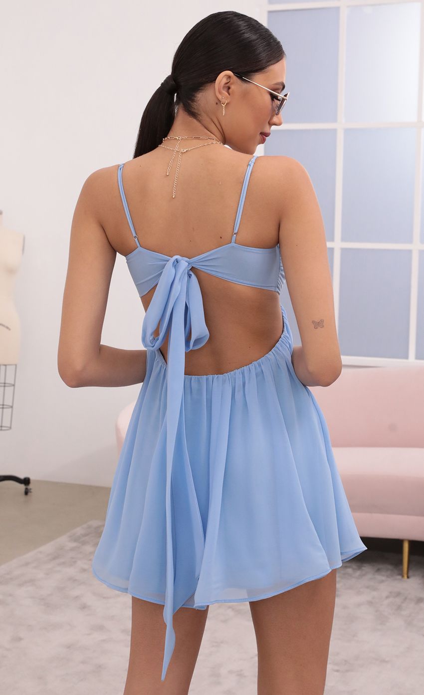 Picture Chiffon Dress in Blue Sky. Source: https://media-img.lucyinthesky.com/data/Mar21_1/850xAUTO/1V9A5011.JPG