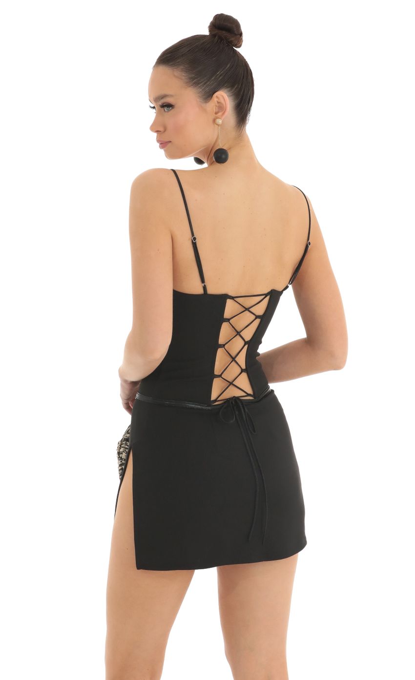 Picture Sweetheart Corset Dress in Black. Source: https://media-img.lucyinthesky.com/data/Mar23/850xAUTO/5a41b3e3-6565-4fe8-a4b2-a00527fa7989.jpg