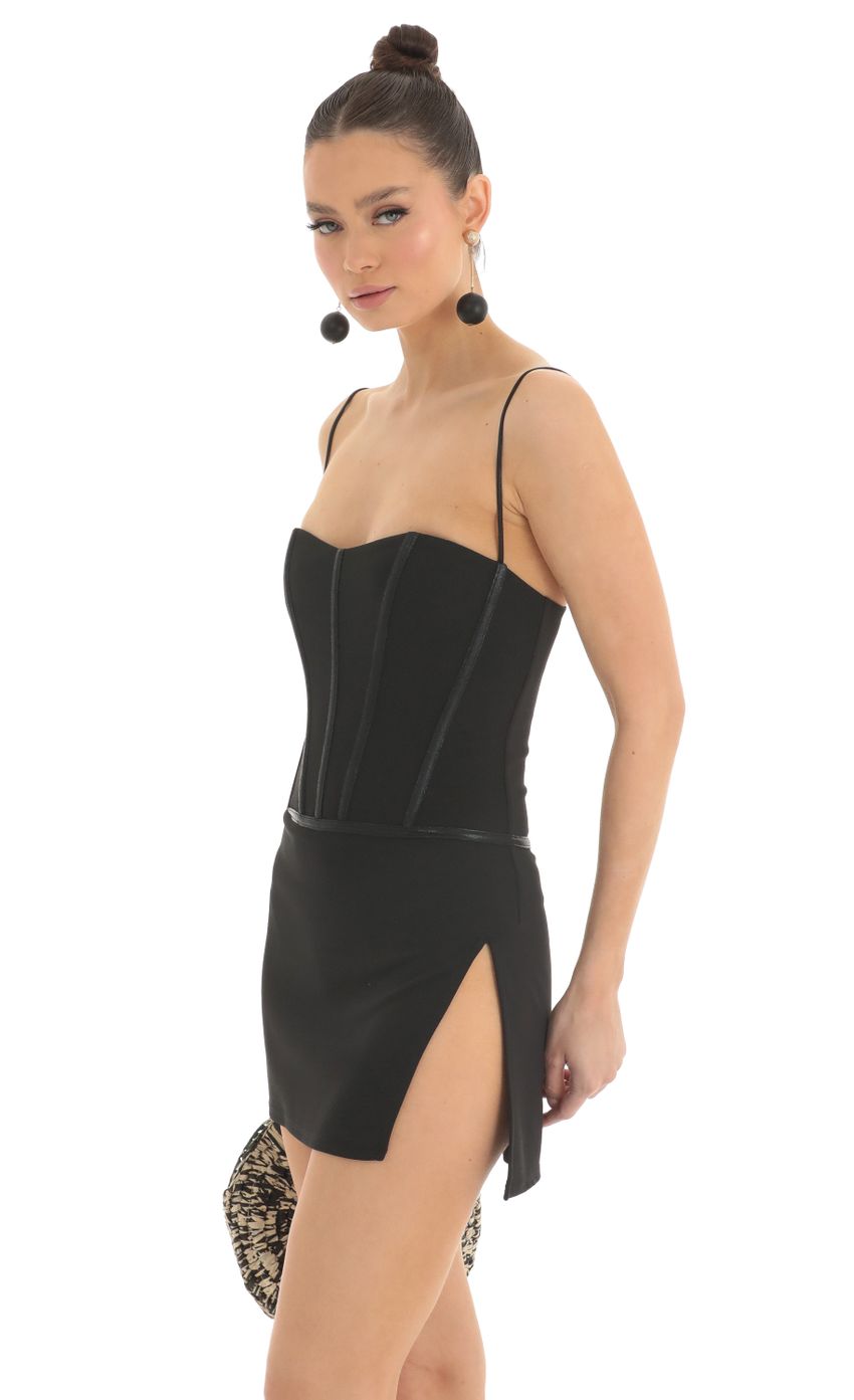 Picture Sweetheart Corset Dress in Black. Source: https://media-img.lucyinthesky.com/data/Mar23/850xAUTO/e55248c5-8980-4419-9279-605406b26fce.jpg