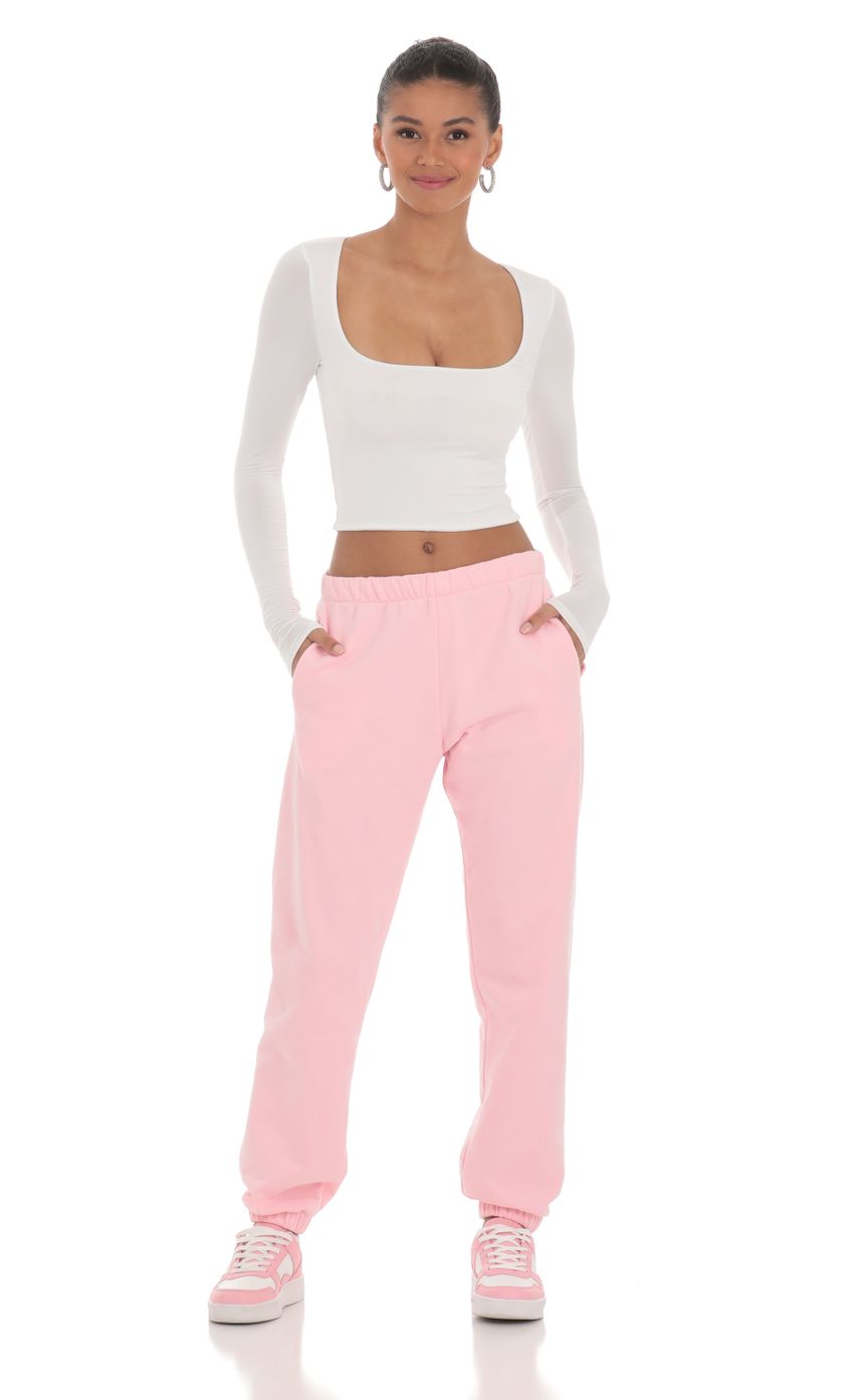 Picture Heart Cinched Sweatpants in Pink. Source: https://media-img.lucyinthesky.com/data/Mar24/850xAUTO/1dbaef38-d259-471a-a75d-d307621284e9.jpg