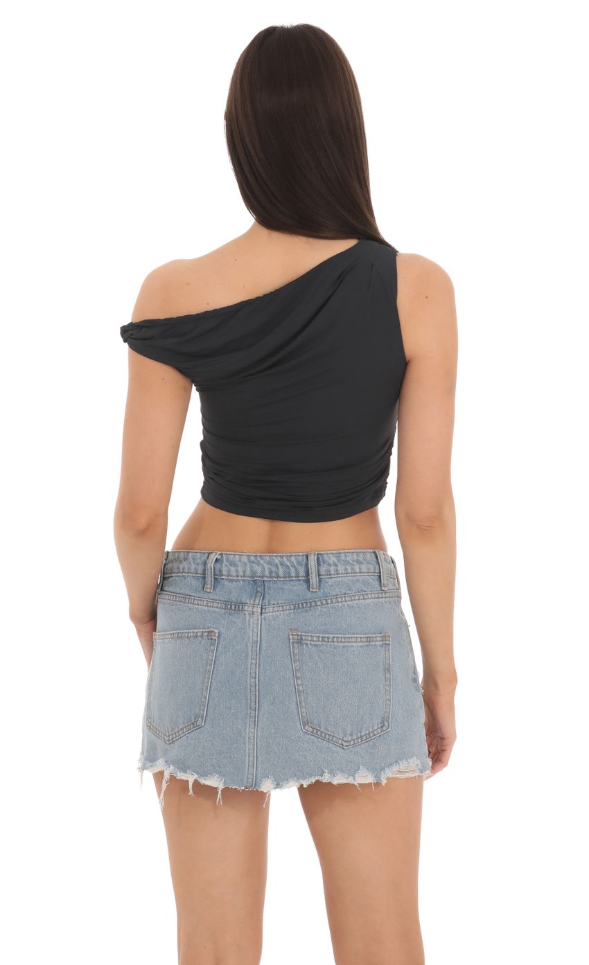 Picture Off Shoulder Twist Top in Black. Source: https://media-img.lucyinthesky.com/data/Mar24/850xAUTO/53690d6a-472b-48b7-8a95-8e12b954ff71.jpg