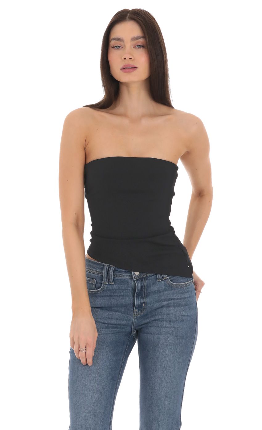 Picture Strapless Asymmetrical Top in Black. Source: https://media-img.lucyinthesky.com/data/Mar24/850xAUTO/53af69d4-deaa-4750-a6c5-0c3f87bfea8b.jpg