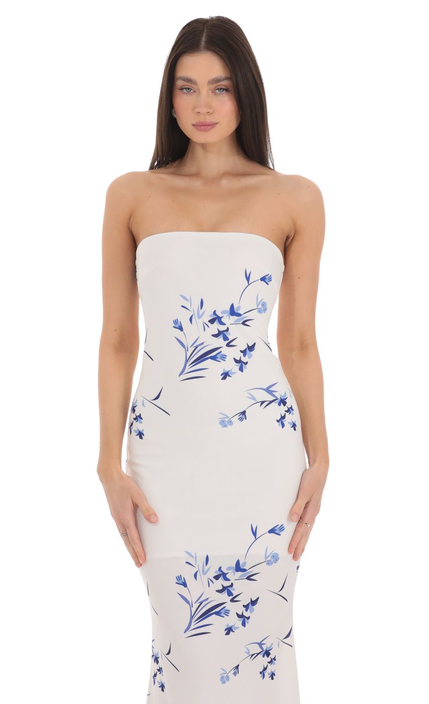 Picture Floral Back Bow Strapless Maxi Dress in White. Source: https://media-img.lucyinthesky.com/data/Mar24/850xAUTO/5a425203-8be3-48b6-beac-78d606a3dc33.jpg