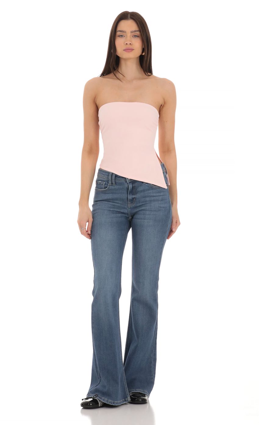 Picture Strapless Side Slit Top in Pink. Source: https://media-img.lucyinthesky.com/data/Mar24/850xAUTO/69ff780d-a1ca-43da-ab8a-382f9f2743db.jpg