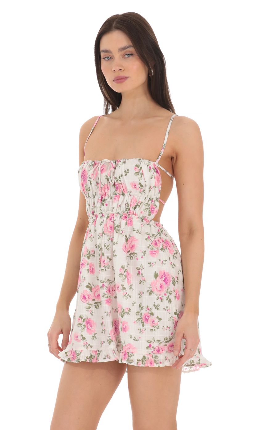 Picture Floral Open Back Dress in White. Source: https://media-img.lucyinthesky.com/data/Mar24/850xAUTO/907a7e79-d676-45ef-95be-17e20efc7299.jpg
